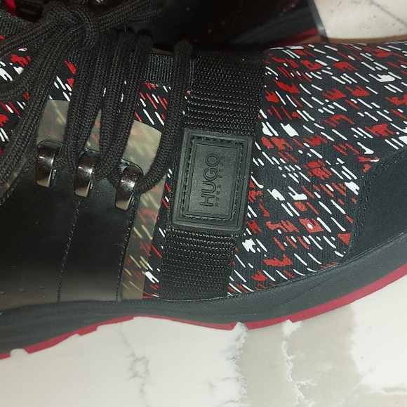 Hugo Boss sneakers - Picture 2 of 3